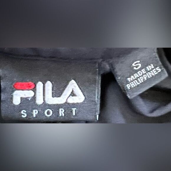 FILA Sport Black Long Sleeve Zip Up Cozy Fleece Logo Jacket. Pockets. Small. - Picture 6 of 8